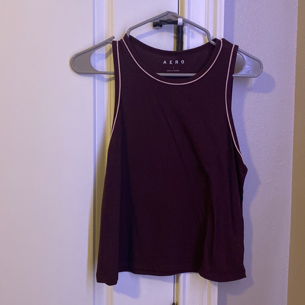 Aero Tank Top (semi cropped)